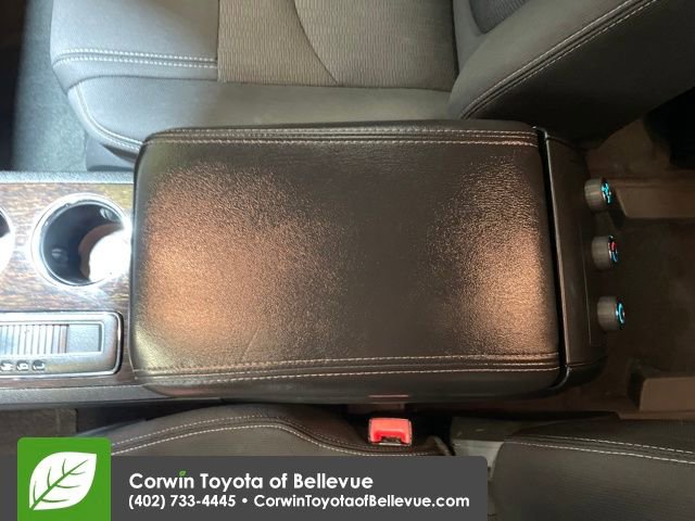 Used 2017 Chevrolet Traverse LT w/ Style and Technology Package image 24