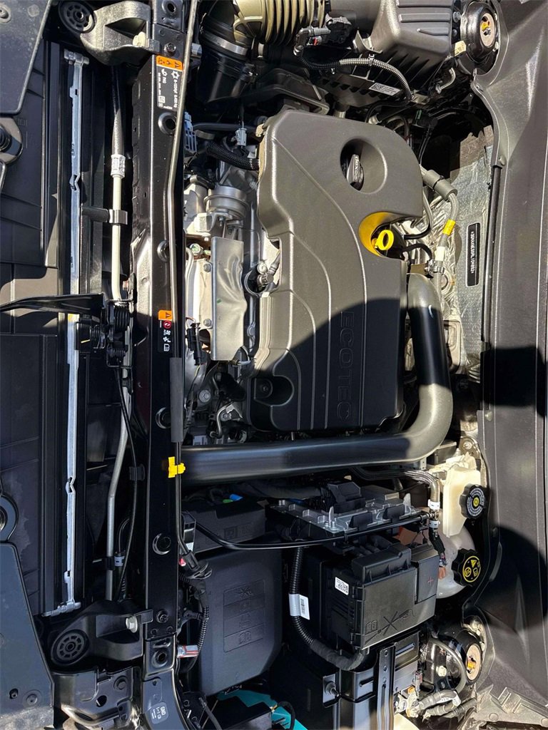 Used 2024 Chevrolet Equinox RS w/ RS Leather Package image 25