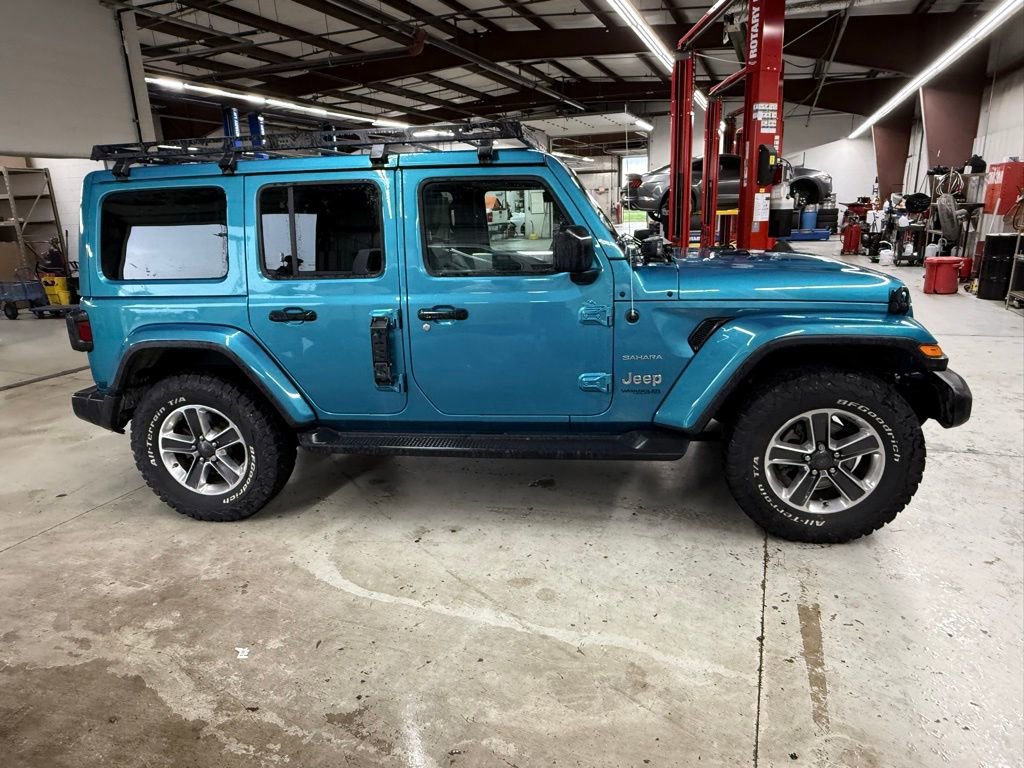 Used 2019 Jeep Wrangler Unlimited Sahara w/ Uconnect 4C Nav & Sound Group AWD/4WD image 6