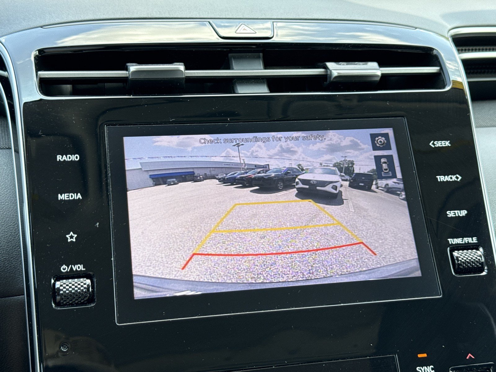 Certified 2023 Hyundai Tucson SEL w/ Convenience Package FWD image 24