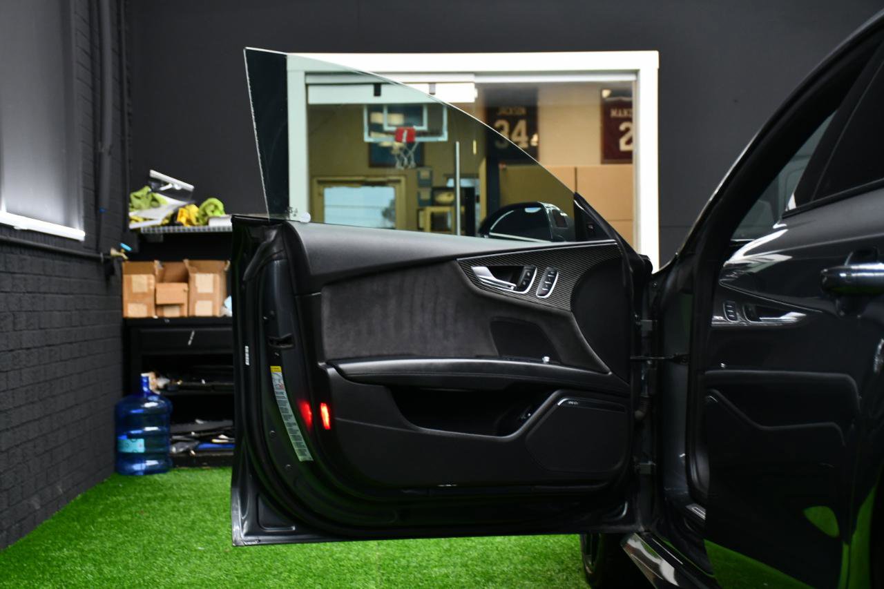 Used 2017 Audi RS 7 Performance w/ Driver Assistance Package image 17