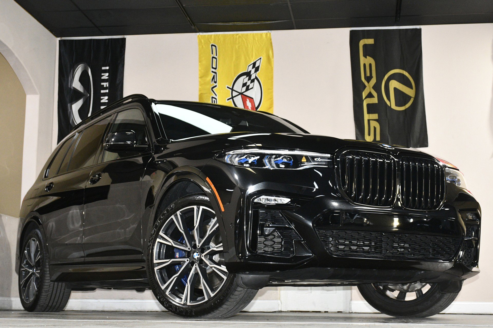 Used 2022 BMW X7 M50i w/ Luxury Seating Package image 83