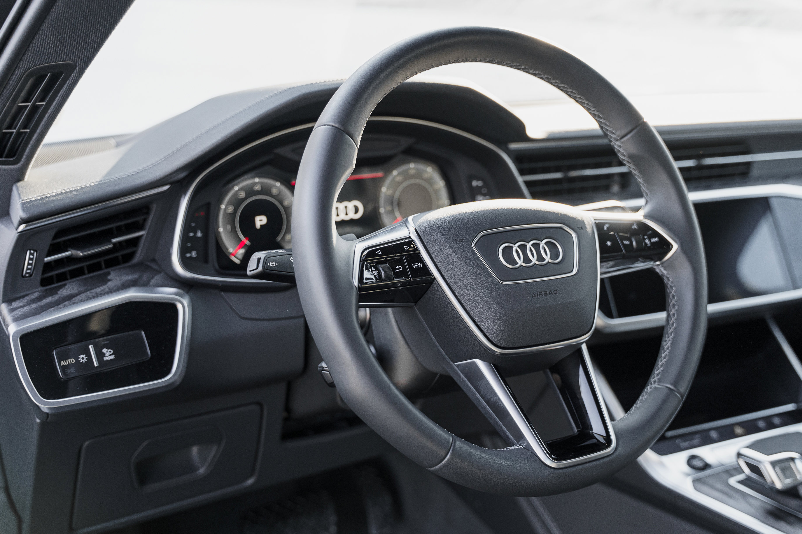 Used 2025 Audi A6 Premium Plus w/ Driver Assistance Package image 24