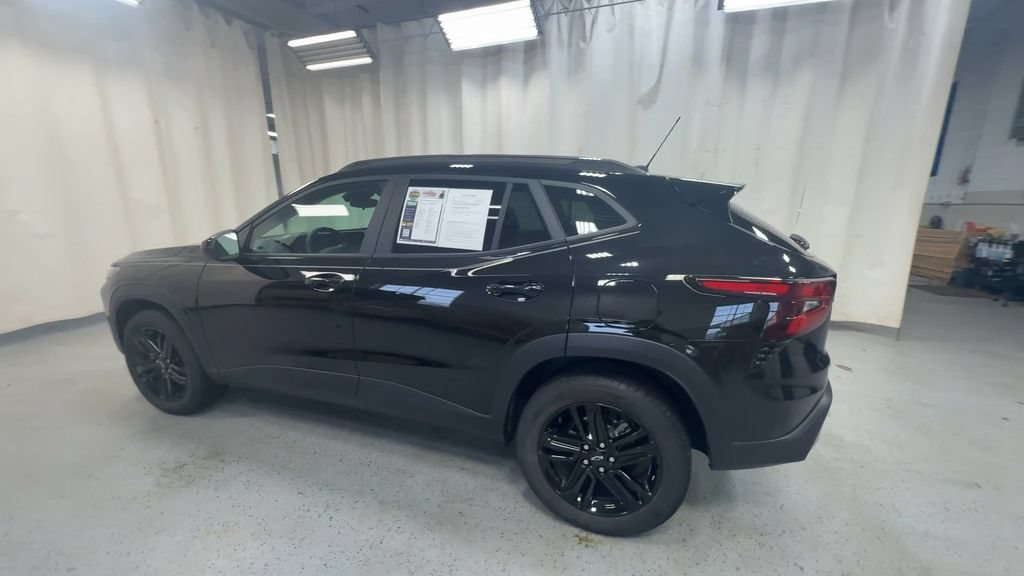 Certified 2024 Chevrolet Trax ACTIV w/ Driver Confidence Package FWD image 6