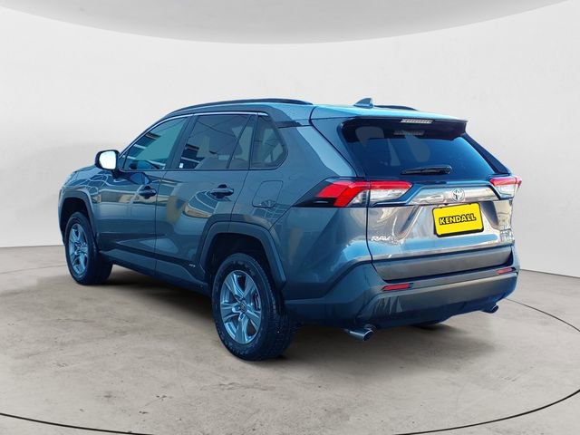 Used 2025 Toyota RAV4 LE AWD/4WD image 3