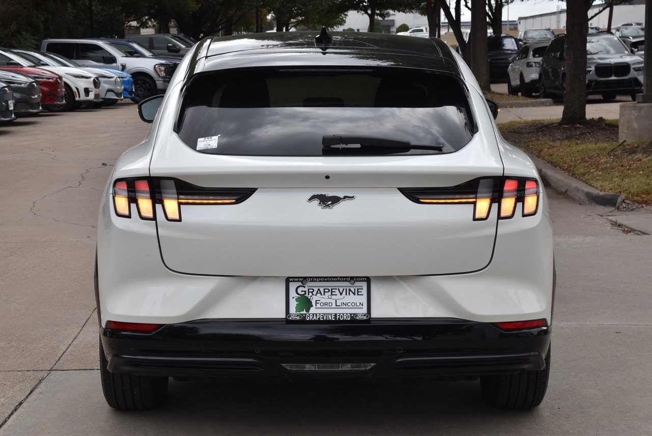 Certified 2023 Ford Mustang Mach-E Premium AWD/4WD image 9