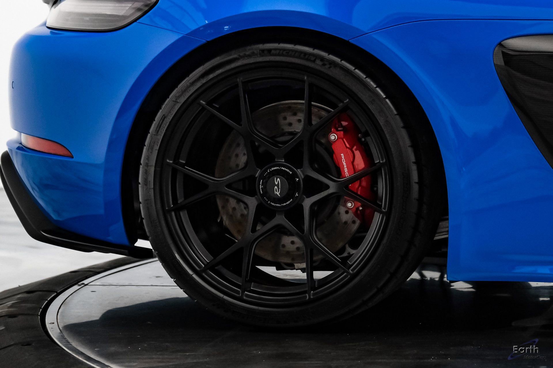 Used 2024 Porsche 718 Cayman GT4 RS RWD image 60
