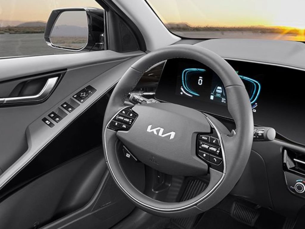 New 2026 Kia Niro EX w/ EX Premium Package FWD image 8