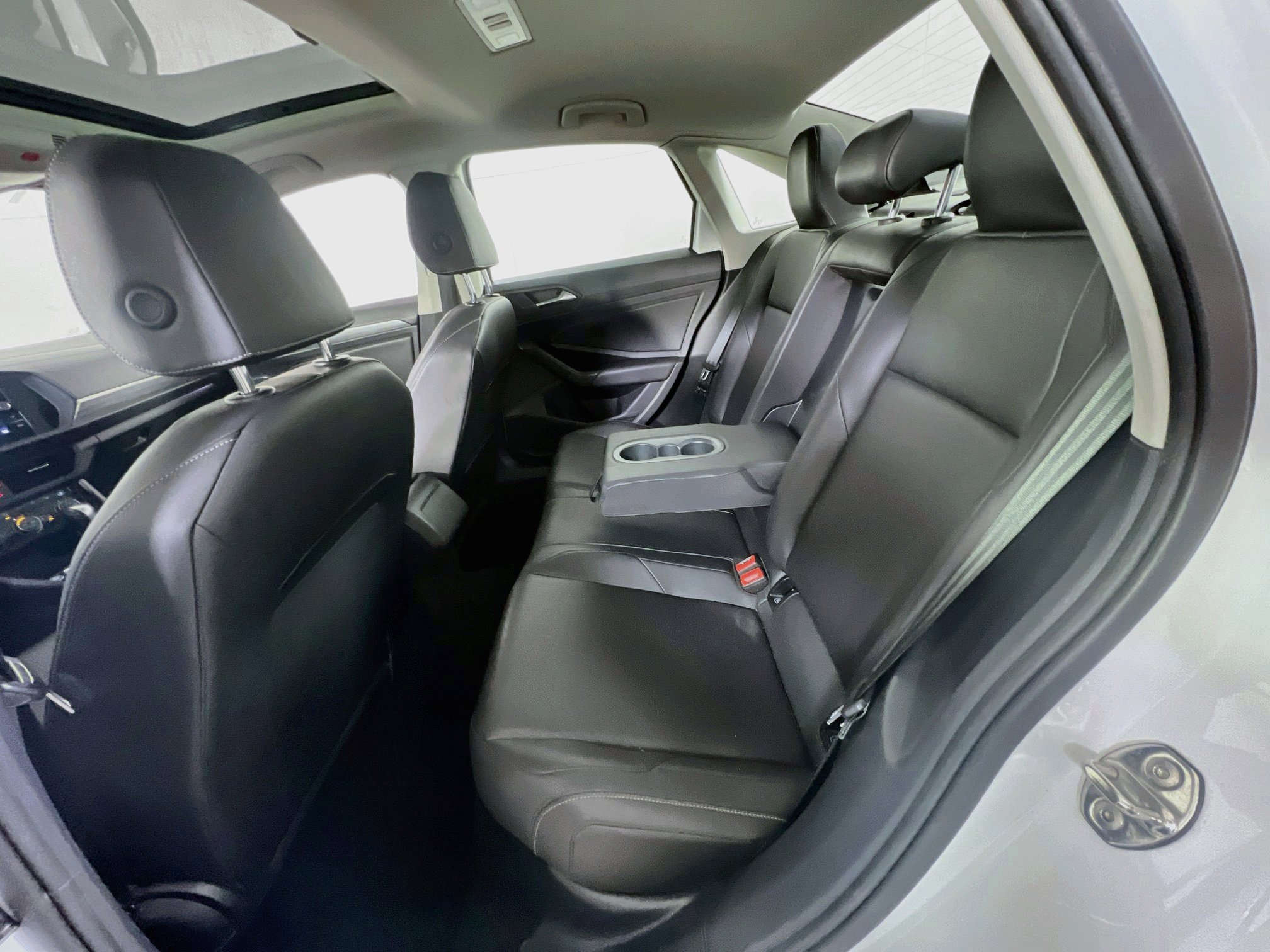 Used 2019 Volkswagen Jetta SEL image 24