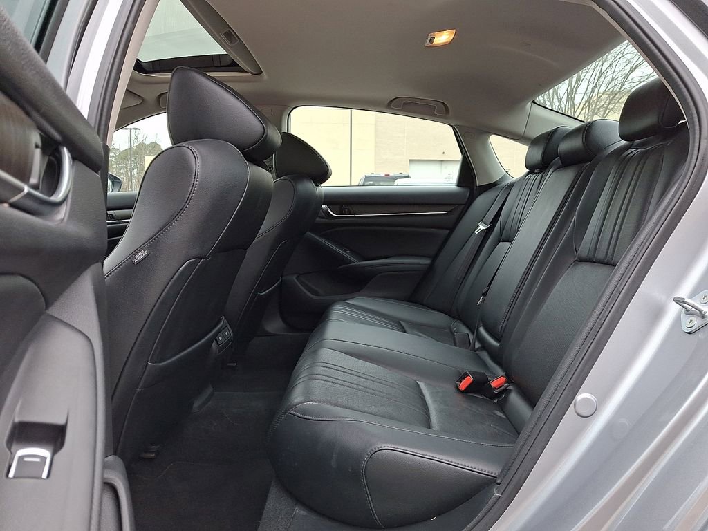 Used 2022 Honda Accord EX-L image 10