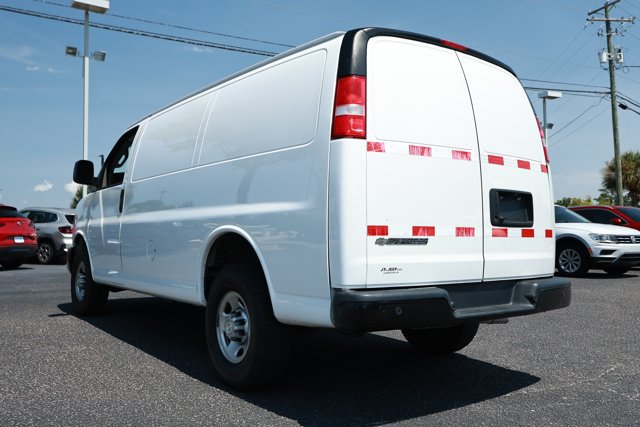 Used 2021 Chevrolet Express 2500 RWD image 10