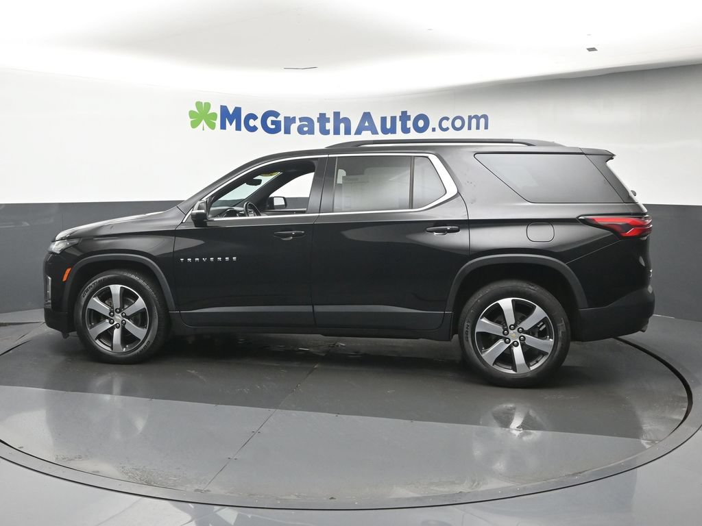 Used 2023 Chevrolet Traverse LT w/ LT Premium Package AWD/4WD image 25