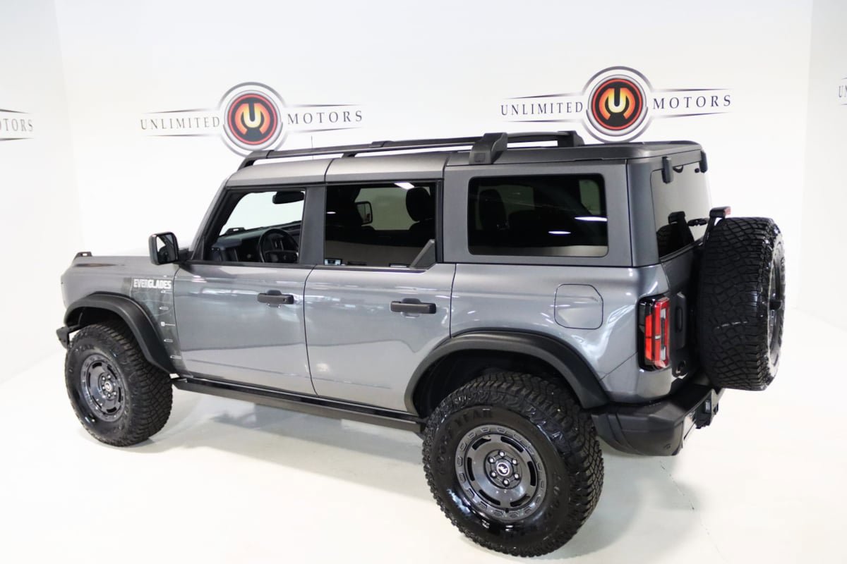 Used 2024 Ford Bronco Everglades image 13