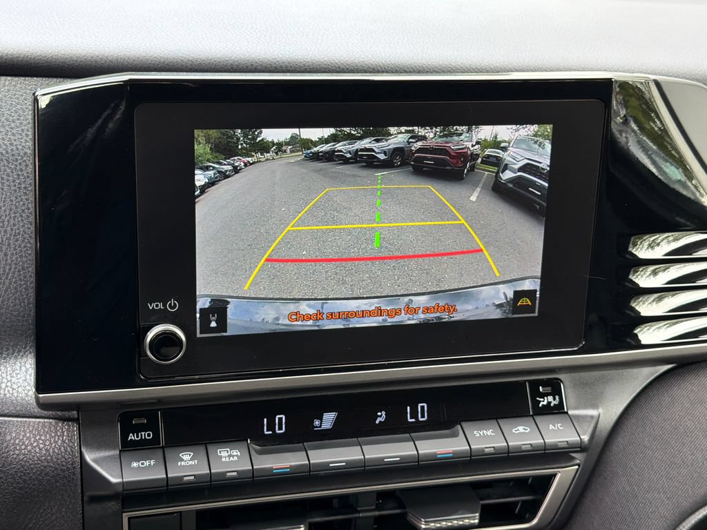 Used 2026 Toyota Camry LE FWD image 31