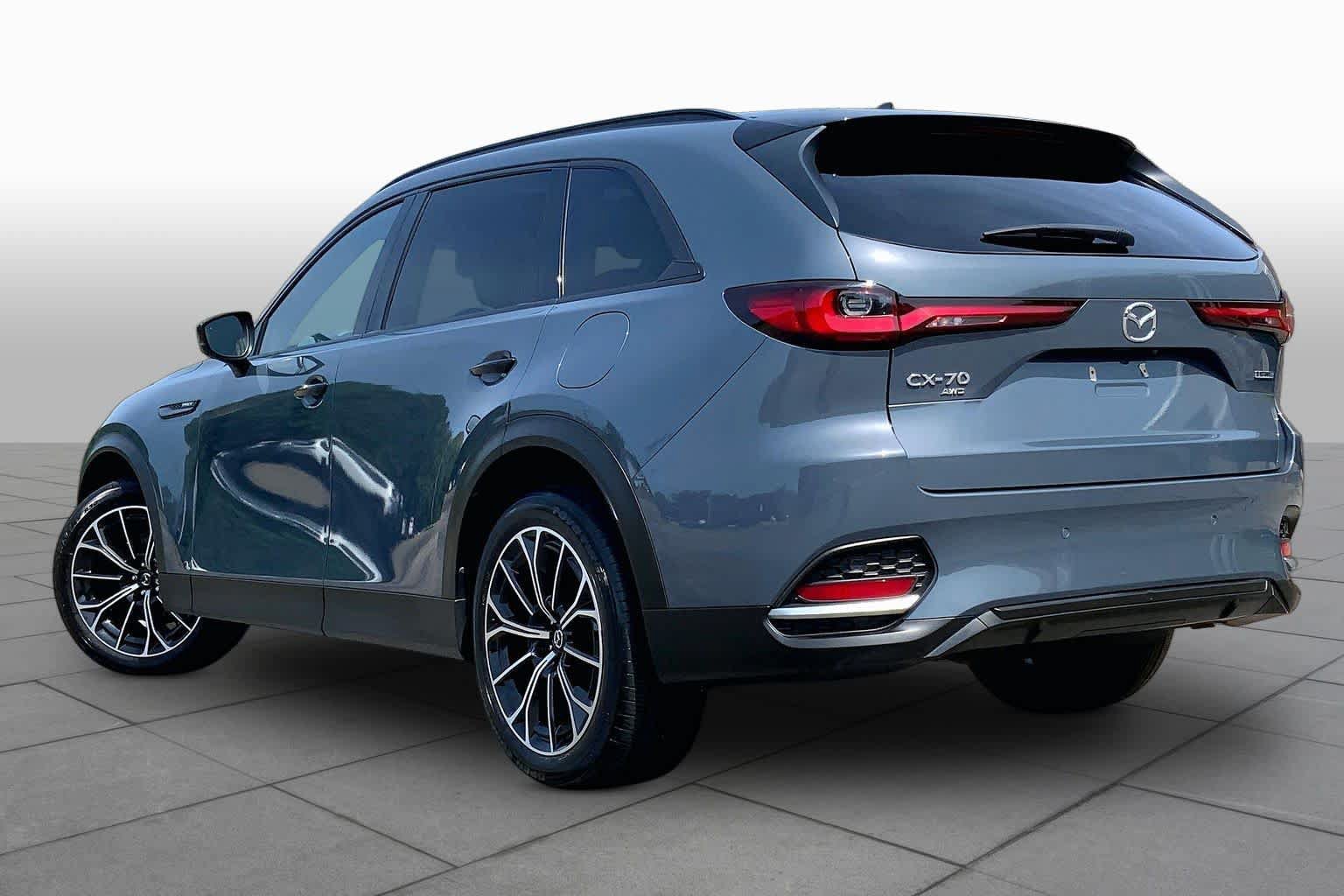 Certified 2025 MAZDA CX-70 Plug-In Hybrid w/ Premium Plus AWD/4WD image 12