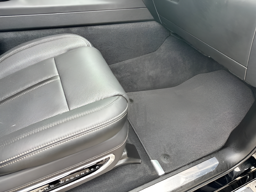 New 2026 Jeep Grand Wagoneer L Summit AWD/4WD image 40