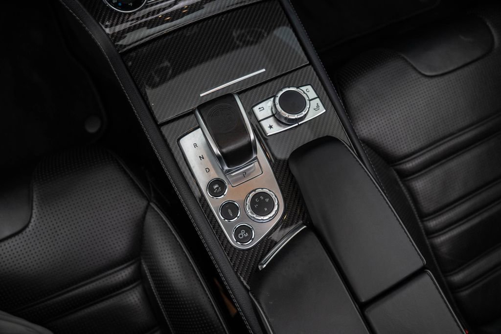 Used 2017 Mercedes-Benz SL 63 AMG image 28