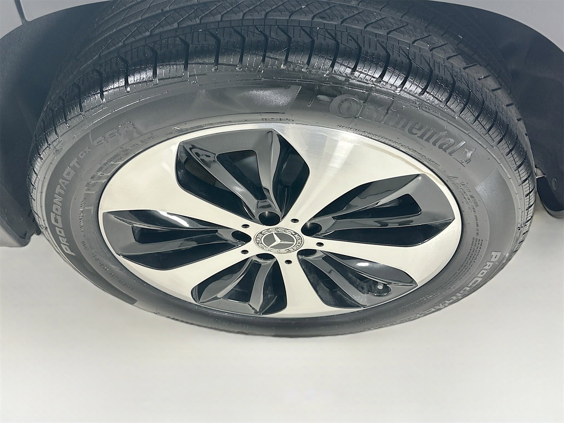 New 2026 Mercedes-Benz GLB 250 image 33