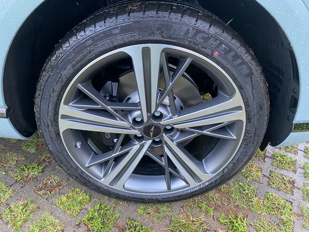 New 2026 Genesis GV80 3.5T e-SC image 9
