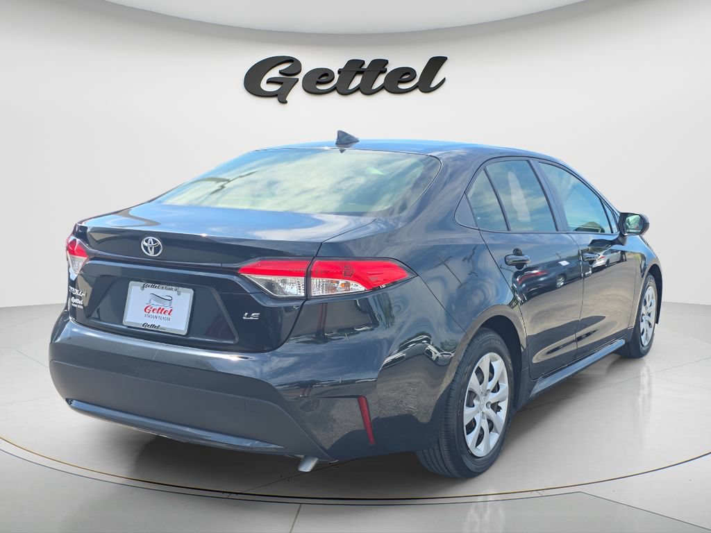 Used 2022 Toyota Corolla LE FWD image 5