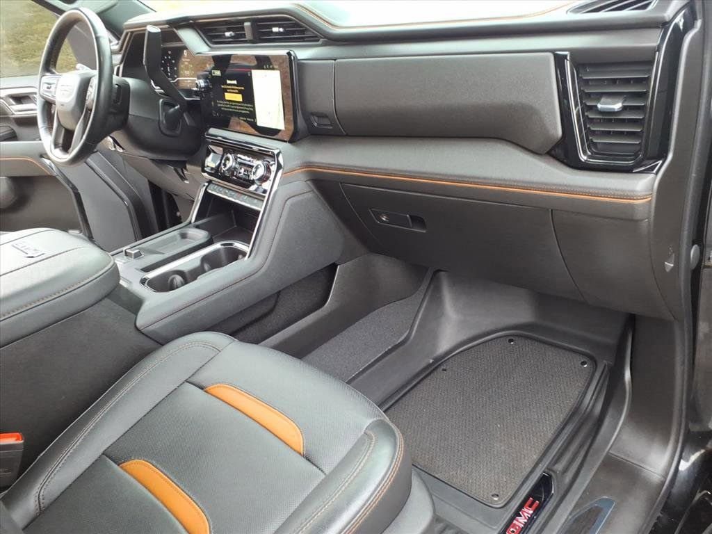 Used 2024 GMC Sierra 2500 AT4 w/ AT4 Premium Plus Package image 17