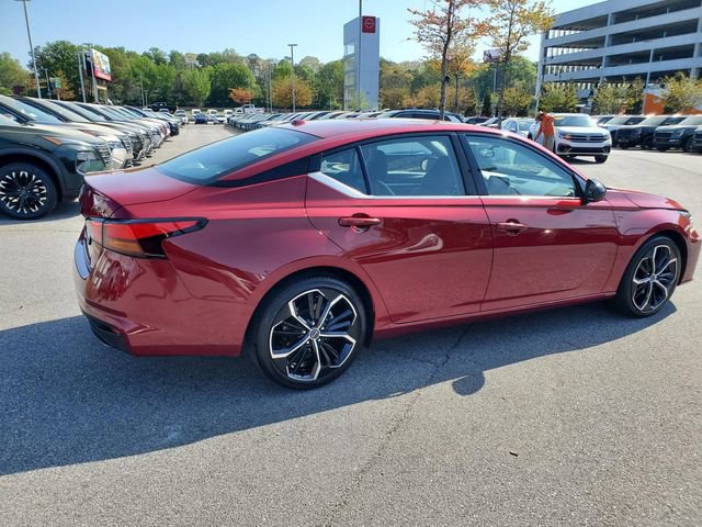 Certified 2024 Nissan Altima 2.5 SR image 4