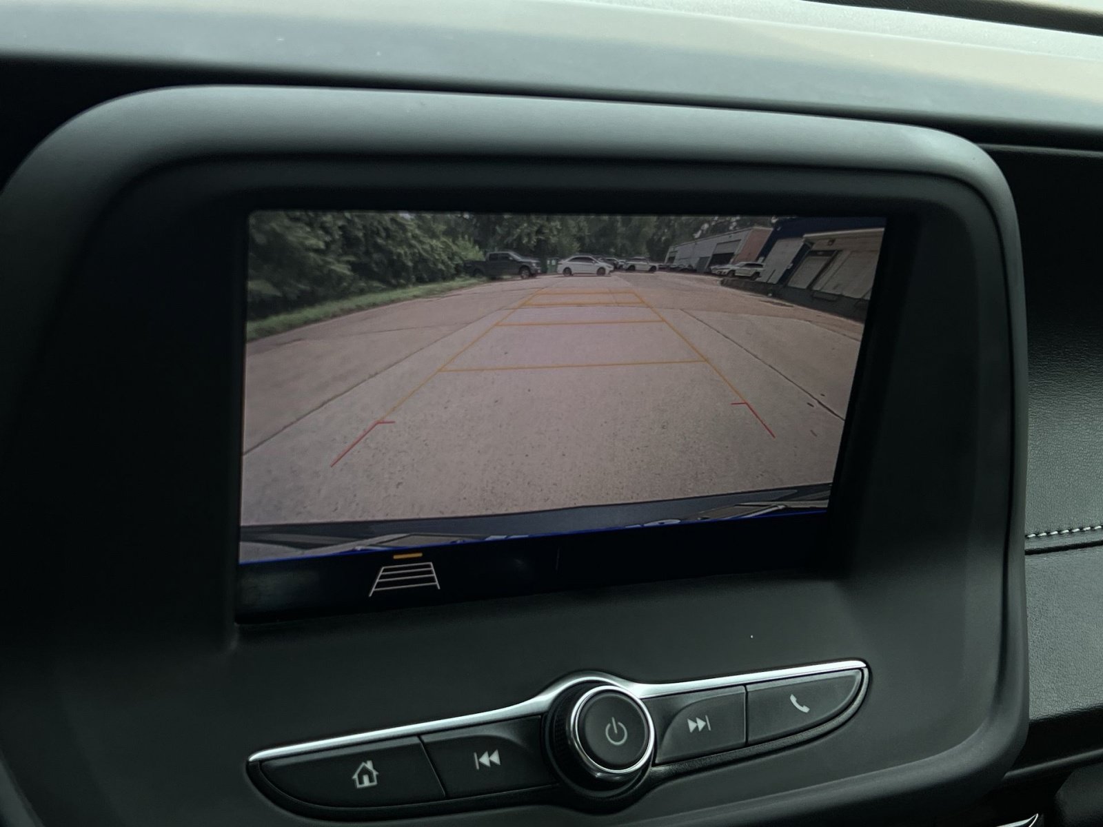 Used 2020 Chevrolet Camaro LS RWD image 28
