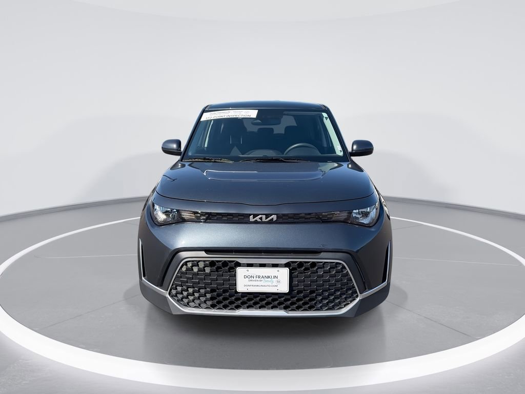 Used 2025 Kia Soul LX w/ LX Technology Package FWD image 3