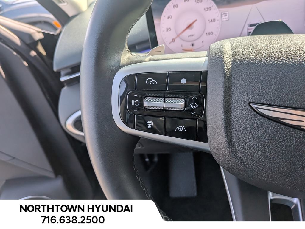 Used 2026 Genesis GV70 2.5T Select image 29