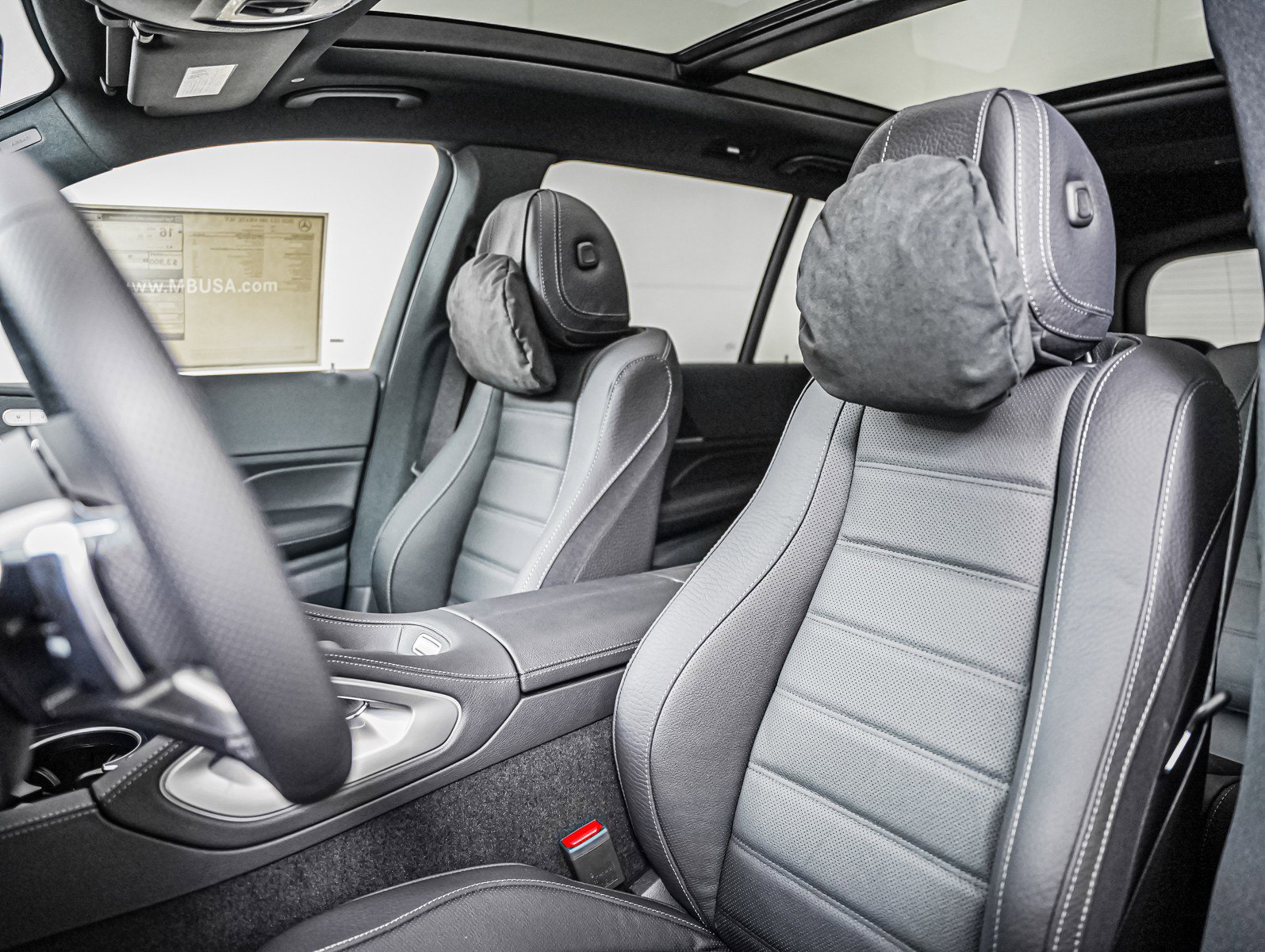 New 2026 Mercedes-Benz GLS 580 4MATIC image 11