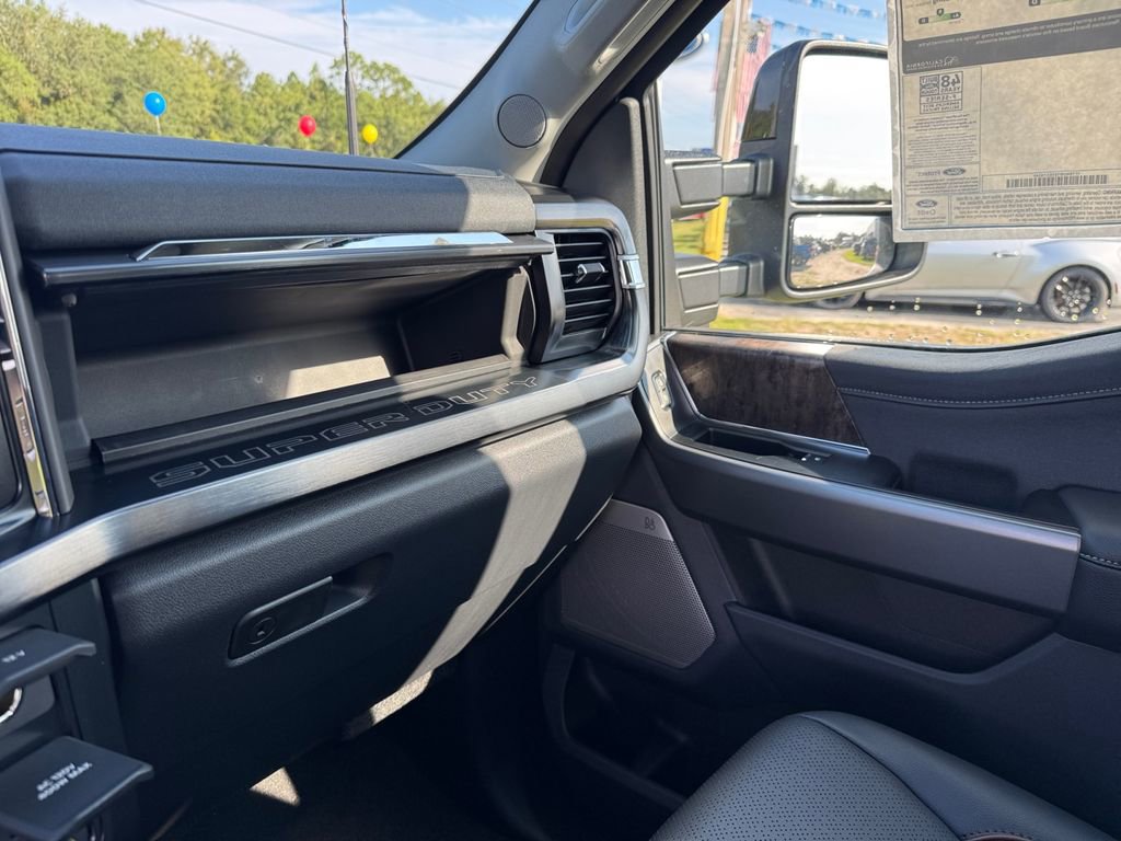 New 2026 Ford F250 Lariat image 33