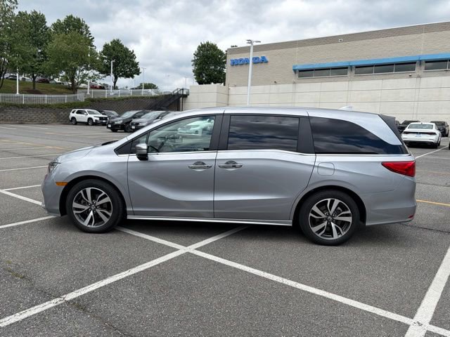 Used 2022 Honda Odyssey Touring image 4