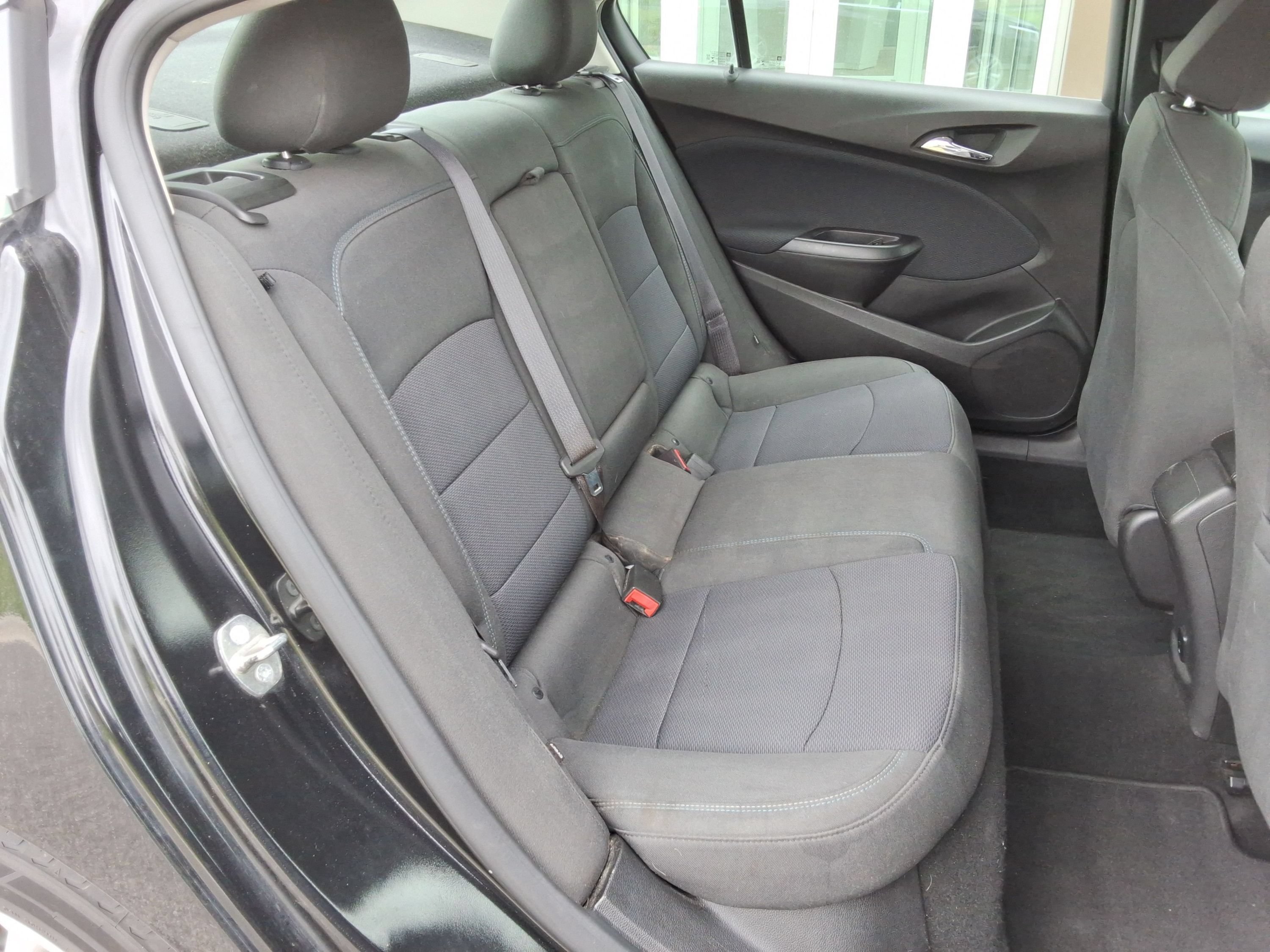 Used 2017 Chevrolet Cruze LT FWD image 32