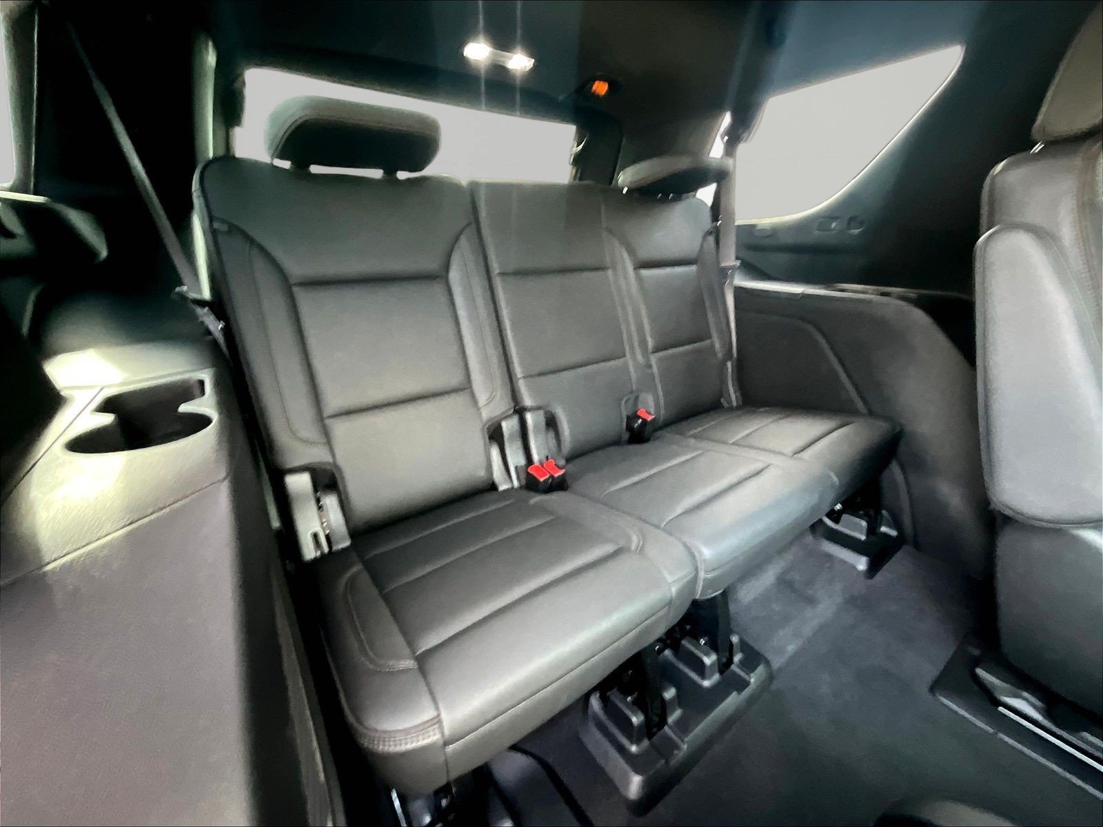 Used 2021 Chevrolet Tahoe High Country w/ Technology Package AWD/4WD image 26