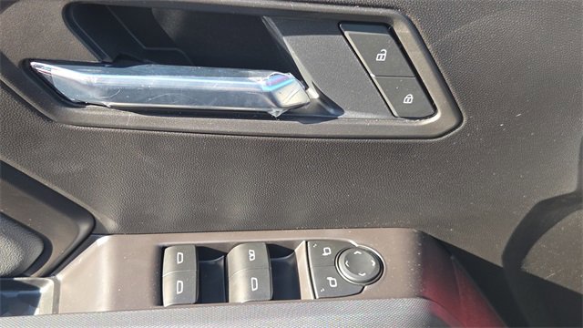 New 2026 GMC Canyon Elevation w/ Convenience Package image 32