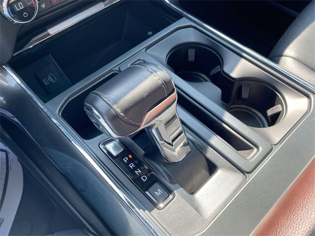 Used 2021 Ford F150 Lariat w/ Equipment Group 502A High image 16