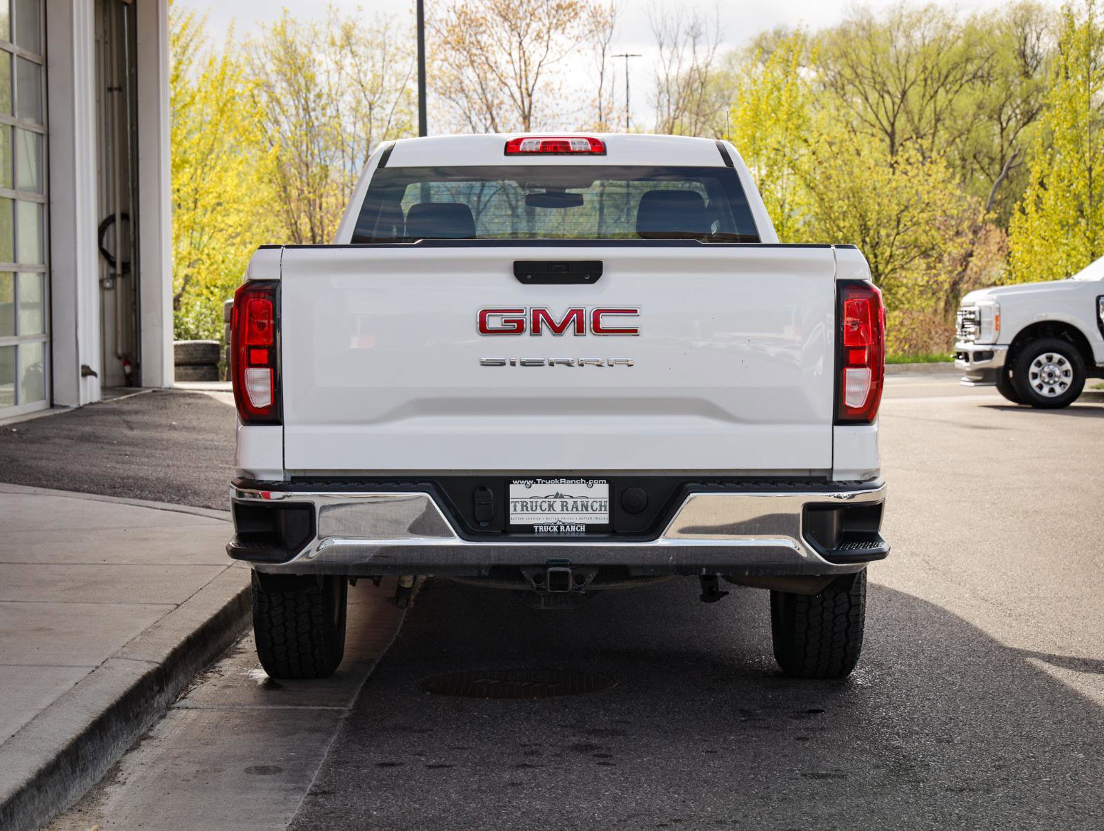 Used 2021 GMC Sierra 1500 4x4 Regular Cab w/ Sierra Value Package image 4