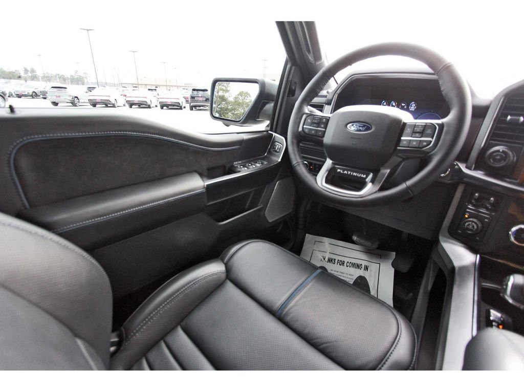 Used 2025 Ford F150 Platinum w/ FX4 Off-Road Package image 10