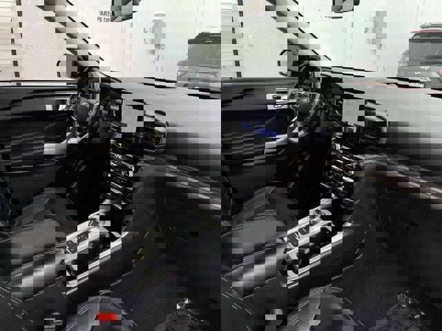 Used 2021 Ford Explorer Limited w/ Equipment Group 301A image 19