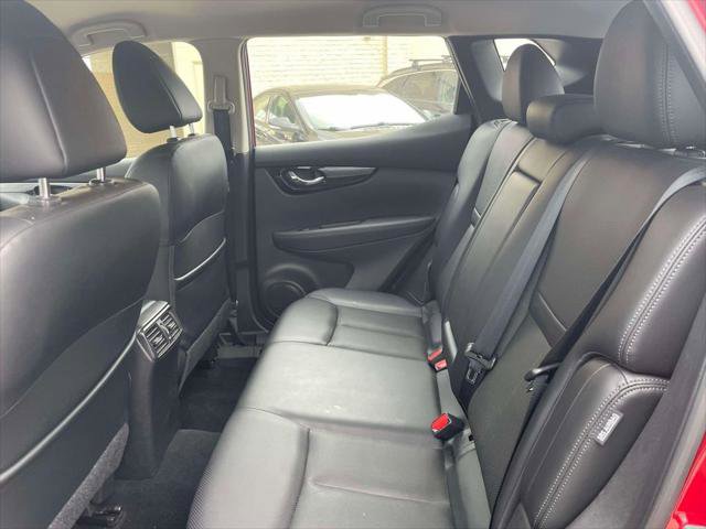 Used 2022 Nissan Rogue Sport SL image 11