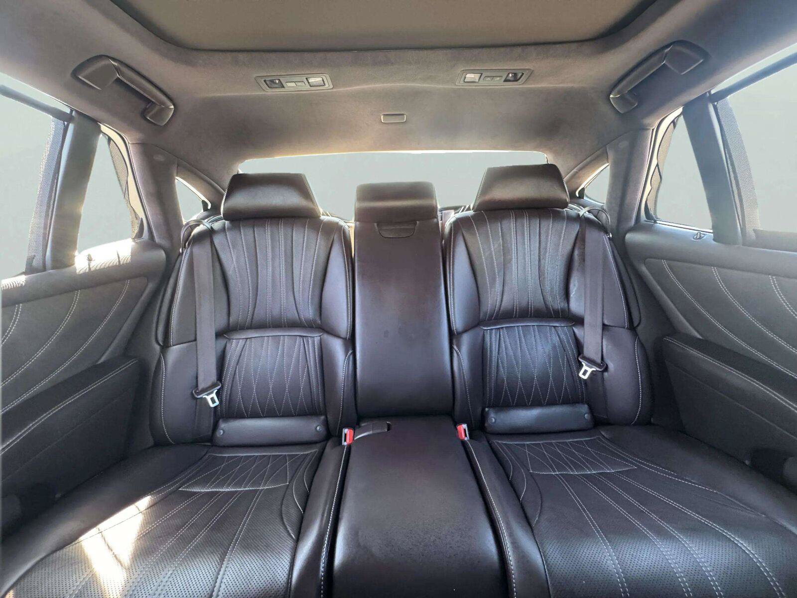 Used 2018 Lexus LS 500 AWD w/ Luxury Package image 44