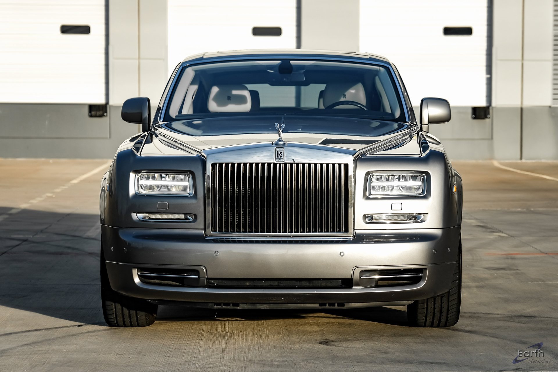Used 2014 Rolls-Royce Phantom Sedan image 22