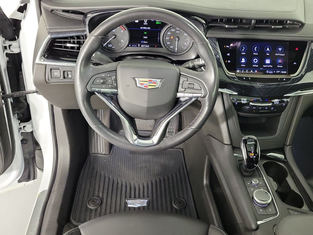 Certified 2023 Cadillac XT6 Premium Luxury w/ Technology Package FWD image 18