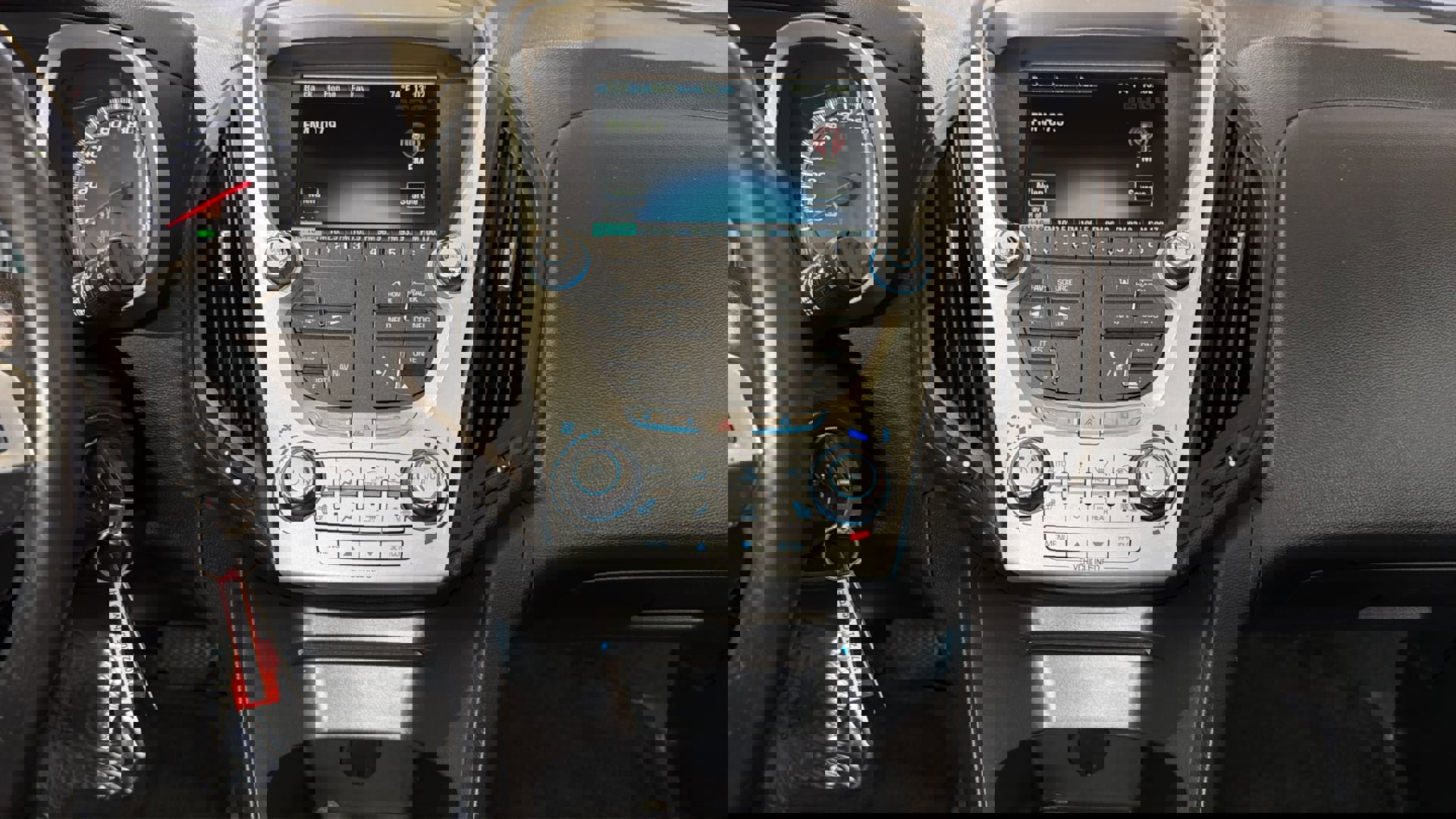 Used 2015 Chevrolet Equinox LT w/ Power Convenience Package image 14