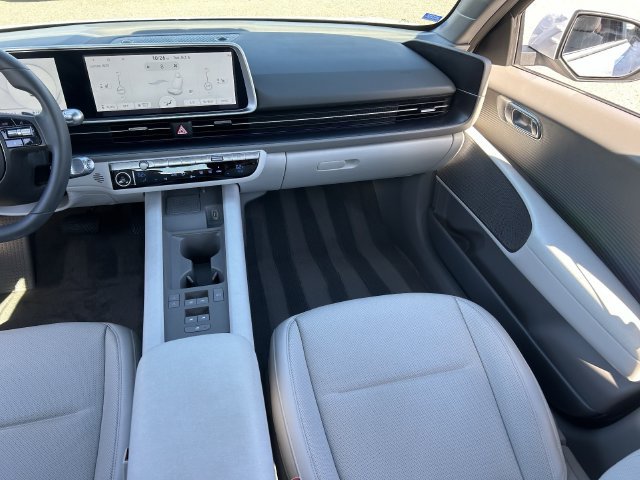 Used 2023 Hyundai Ioniq 6 SEL RWD image 17