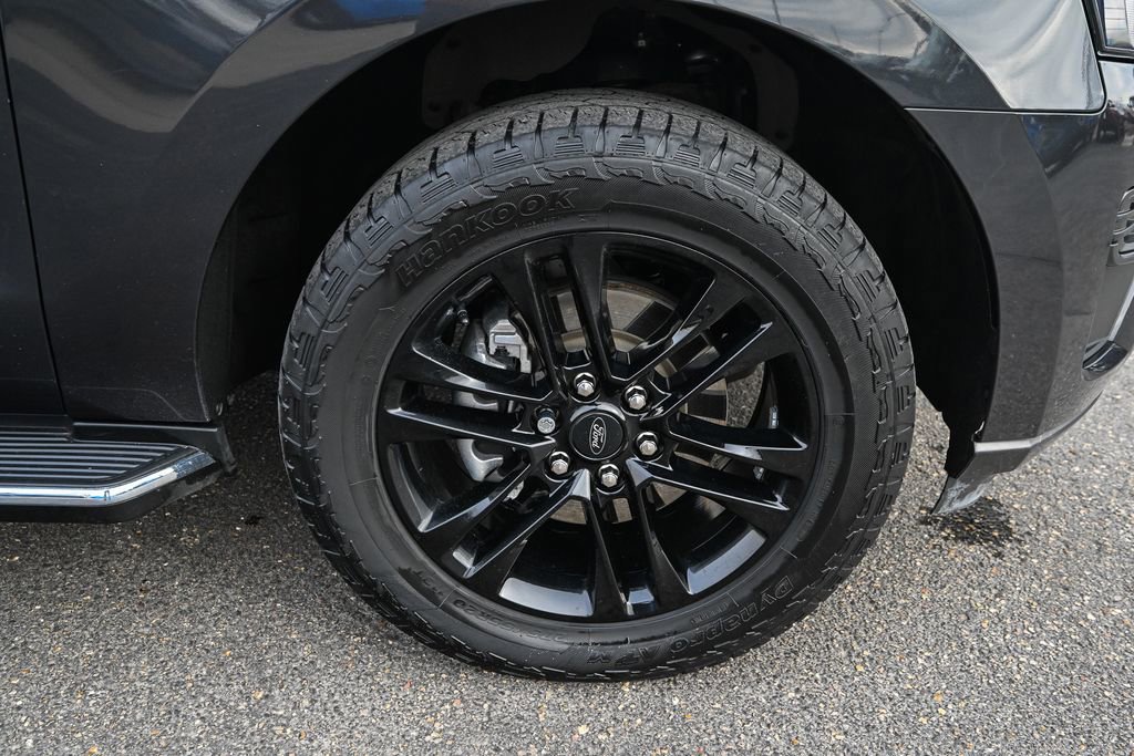 Used 2022 Ford Expedition Max XLT image 15