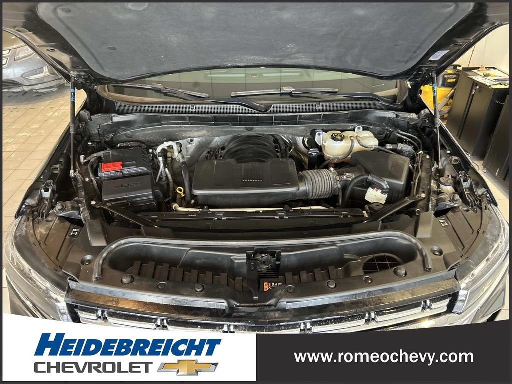 Certified 2023 Chevrolet Tahoe Premier AWD/4WD image 9