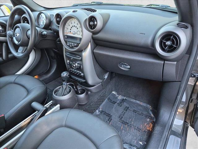 Used 2012 MINI Cooper Countryman FWD image 18