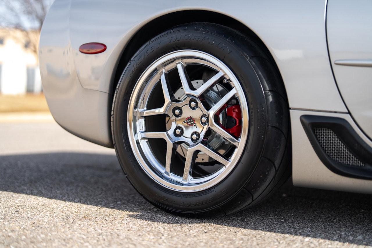 Used 2004 Chevrolet Corvette Z06 w/ Memory Package image 65