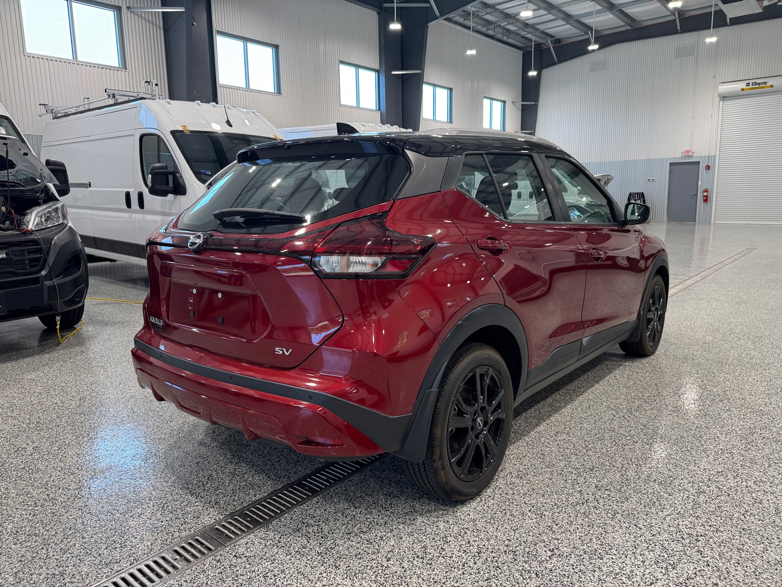 Used 2023 Nissan Kicks SV FWD image 5